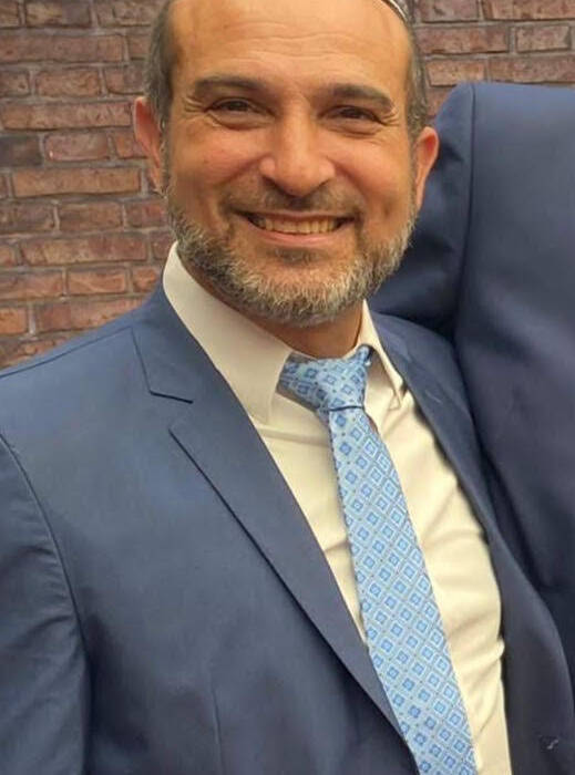 Dr. Alberto Tarika, family physician specialist at Meuhedet Clinic in Harish
