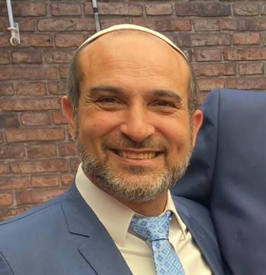 Dr. Alberto Tarika, family physician specialist at Meuhedet Clinic in Harish