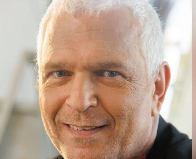 Gadi tzedaka is the director of the or akiva cultural center and the owner of the northern theater.